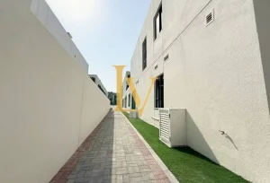 3 Bedroom Townhouse for Sale in Janusia, DAMAC Hills 2 (Akoya by DAMAC) - Janusia | Luxven Real Estate
