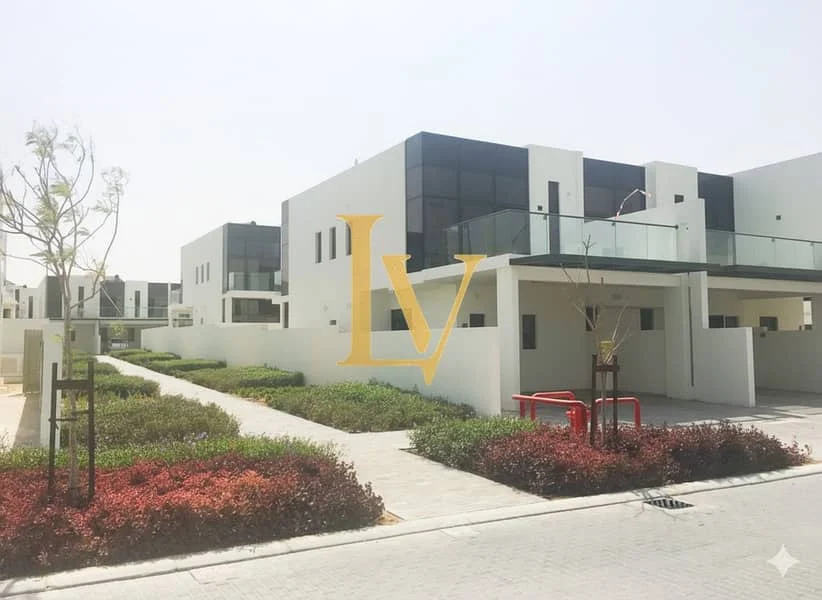 3 Bedroom Townhouse for Sale in Janusia, DAMAC Hills 2 (Akoya by DAMAC)