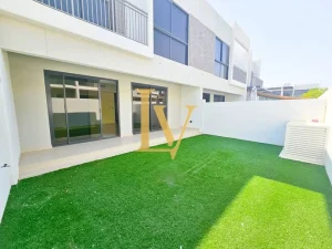 4 Bedroom Townhouse for Sale in Juniper, DAMAC Hills 2 (Akoya by DAMAC), Dubai - Juniper | Luxven Real Estate