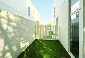 3 Bedroom Townhouse for Sale in Pacifica, DAMAC Hills 2 (Akoya by DAMAC), Dubai - Pacifica | Luxven Real Estate