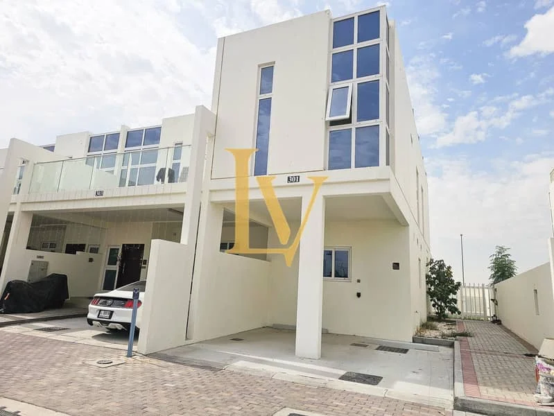 3 Bedroom Townhouse for Sale in Sanctnary, DAMAC Hills 2 (Akoya by DAMAC)