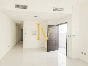 3 Bedroom Townhouse for Rent in Zinnia, DAMAC Hills 2 (Akoya by DAMAC), Dubai - Zinnia | Luxven Real Estate