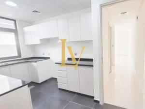 3 Bedroom Townhouse for Rent in Zinnia, DAMAC Hills 2 (Akoya by DAMAC), Dubai - Zinnia | Luxven Real Estate