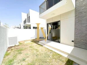 3 Bedroom Townhouse for Sale in Zinnia, DAMAC Hills 2 (Akoya by DAMAC) - Zinnia | Luxven Real Estate