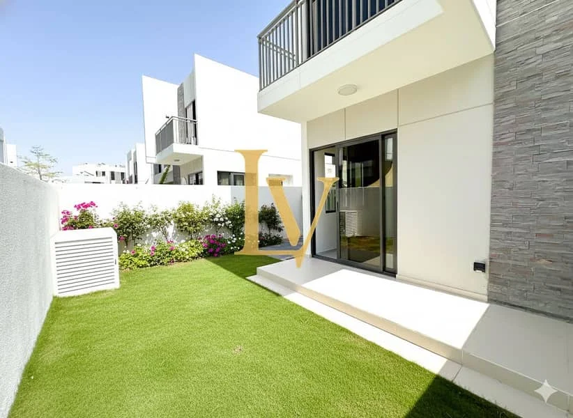 3 Bedroom Townhouse for Sale in Zinnia, DAMAC Hills 2 (Akoya by DAMAC)