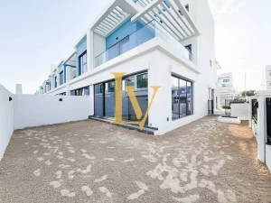 5 Bedroom Townhouse for Rent in Santorini, DAMAC Lagoons - Santorini | Luxven Real Estate