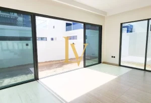 5 Bedroom Townhouse for Sale in Santorini, DAMAC Lagoons - Santorini | Luxven Real Estate