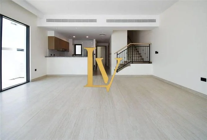 5 Bedroom Townhouse for Sale in Santorini, Damac Lagoons