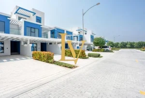 5 Bedroom Townhouse for Sale in Santorini, Damac Lagoons - Santorini | Luxven Real Estate