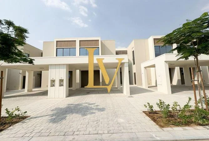 3 Bedroom Townhouse for Sale in Nara, The Valley