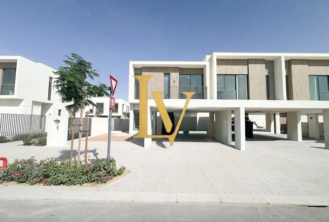 4 Bedroom Villa for Sale in Orania, The Valley